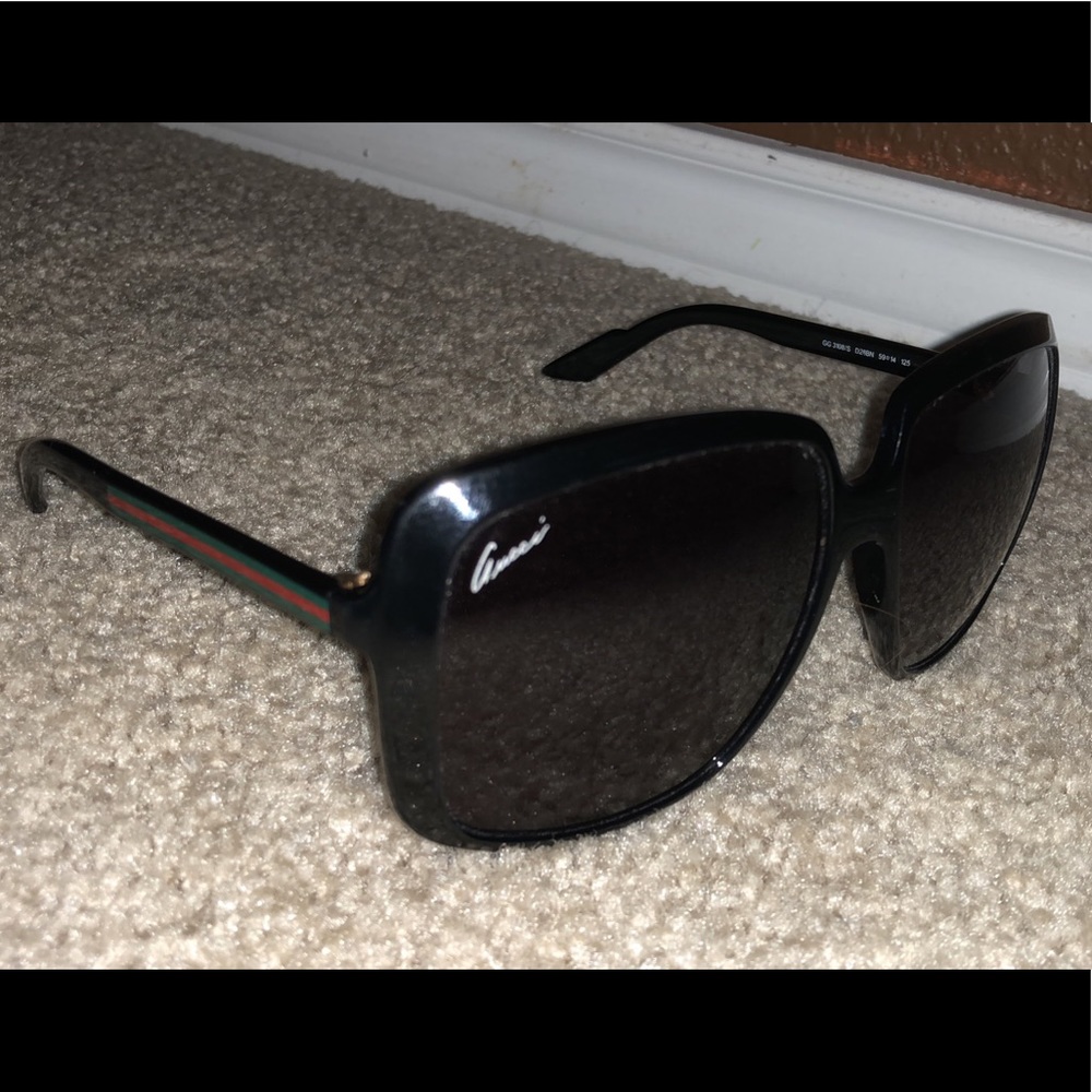 Gucci Oversized sunglasses